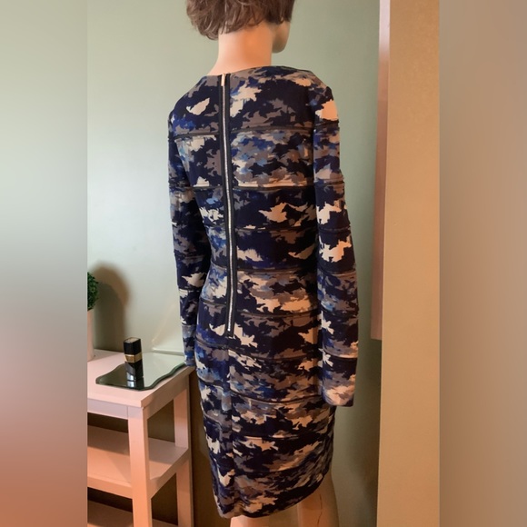 Ivy & Blu Maggy boutique dress size 4 - Picture 4 of 6